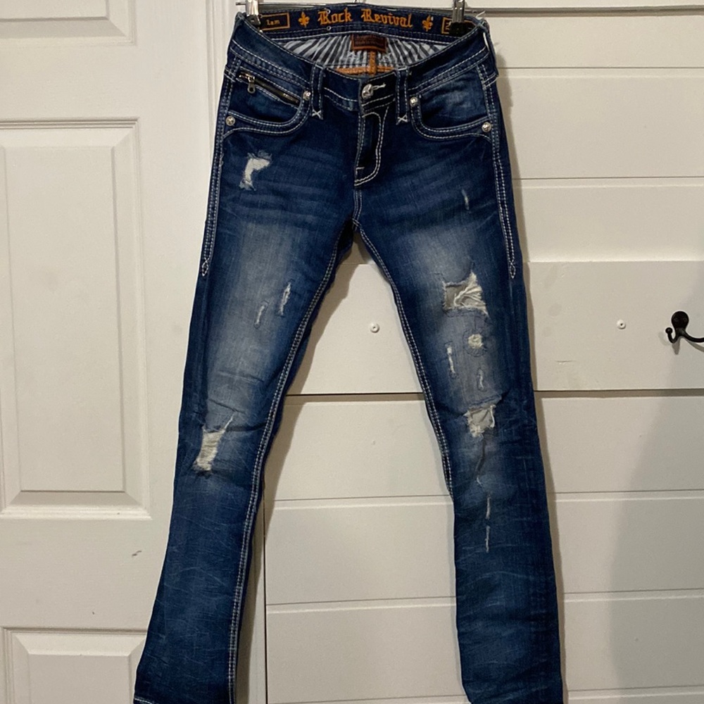 Rock Revival women’s 25 mid-rise straight
